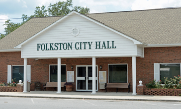 City_Hall_in_Folkston__GA__US.jpg