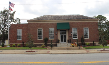 Jesup_City_Hall.jpg