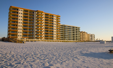 Condos_in_Orange_Beach_Alabama.jpg