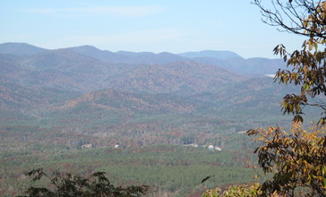 Blue_Ridge_Mountains_at_Tamassee__South_Carolina.jpg