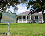 FEMA_-_37532_-_Restored_Jefferson_Davis_home__Beauvoir__in_Mississippi.jpg