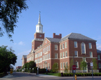 McMicken_Hall__University_of_Cincinnati__2005-08-19.jpg