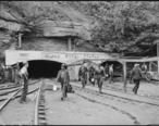 Changing_shifts_at_the_mine_portal_in_the_afternoon._Inland_Steel_Company__Wheelwright__1___2_Mines__Wheelwright..._-_NARA_-_541450.jpg
