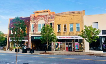 Downtown_Gastonia_Main_Street.jpg