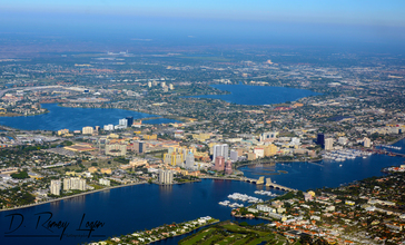 West_Palm_Beach_Aerial_November_2014_photo_D_Ramey_Logan.jpg