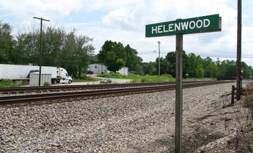 Helenwood-RR-tracks-tn1.jpg