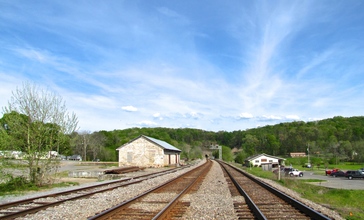 Tunnel-Hill-RR-tracks-ga.jpg