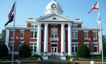 Pasco_Cty_Courthouse_Dade_City.jpg