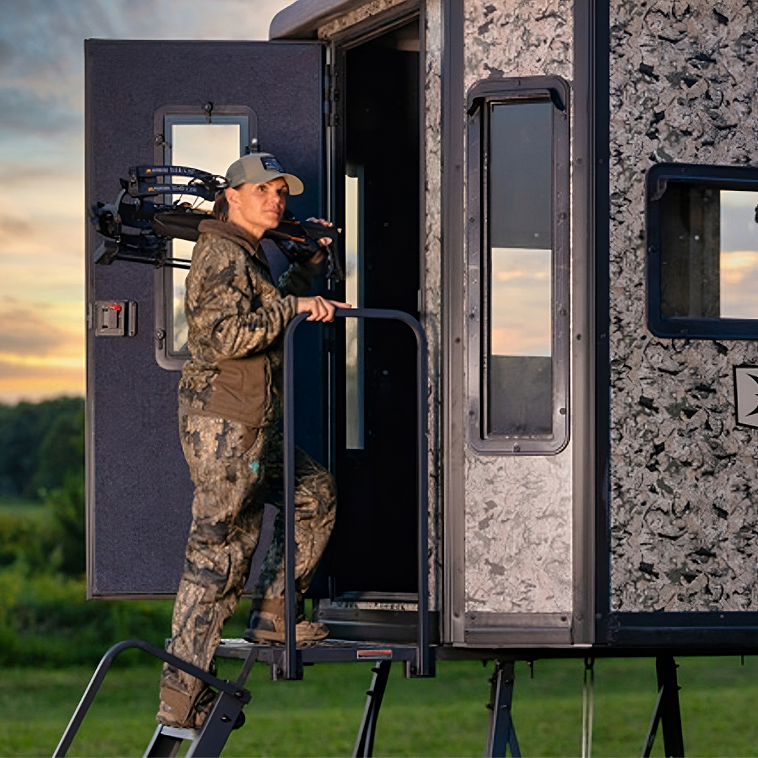 Top Prizes for 2025 - Hawk Blind - 1