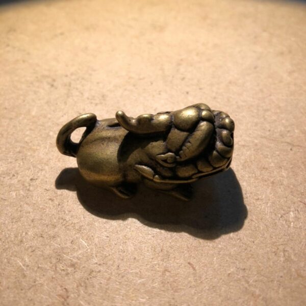 Antique Brass Pixiu Small Ornament Copper Micro carved 3