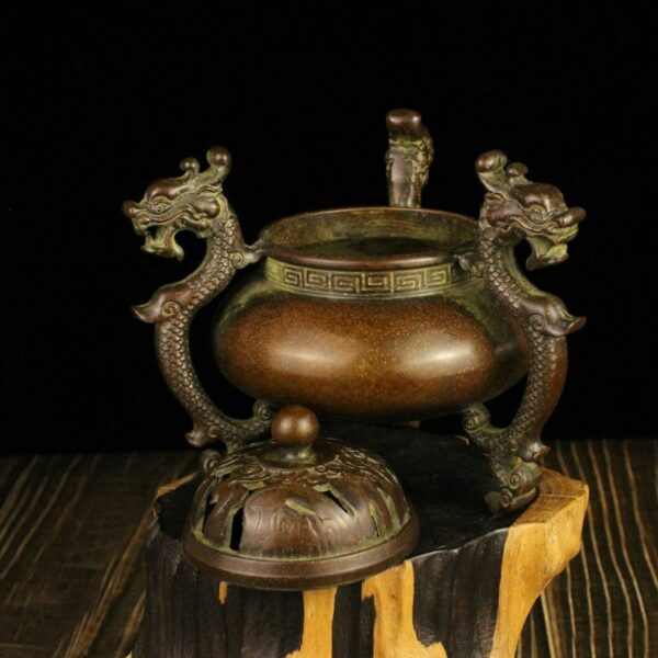 Chinese antique three legged incense burner with dragon ears 4