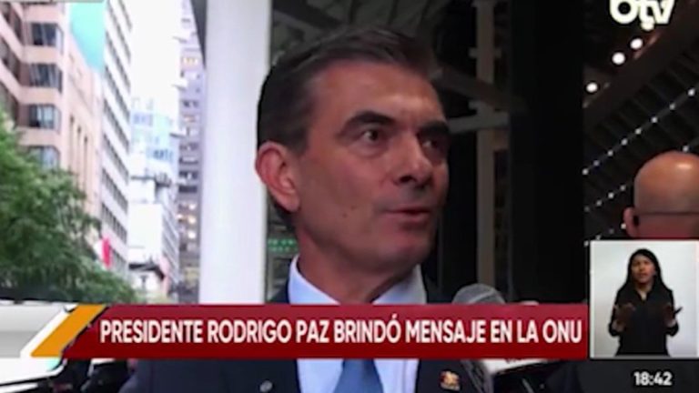 Rodrigo Paz anuncia decretos de “alivio” para el transporte tras el alza del diésel