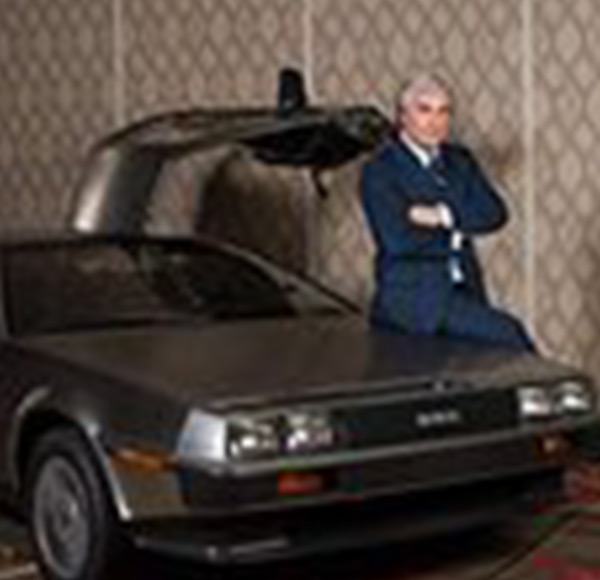framing-john-delorean-a-delorean-story (featured)