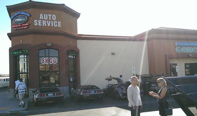 lost-in-the-50s-automotive-delorean-cars-and-coffee (featured)