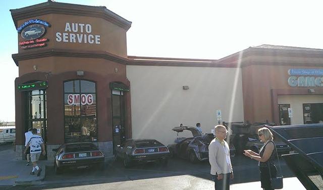 lost-in-the-50s-automotive-delorean-cars-and-coffee (featured)