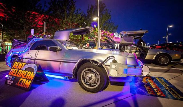 light-up-the-night-show-2019 (featured)