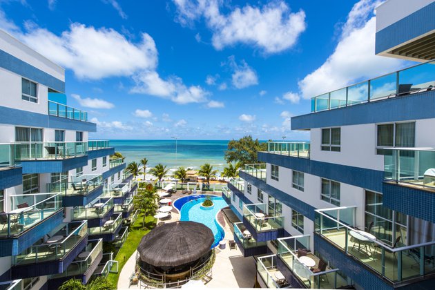FCH8518Coral.Plaza17.jpg
