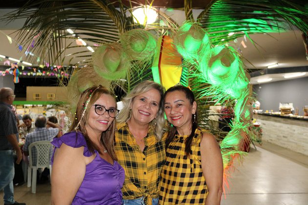 IMG_37021.JPG