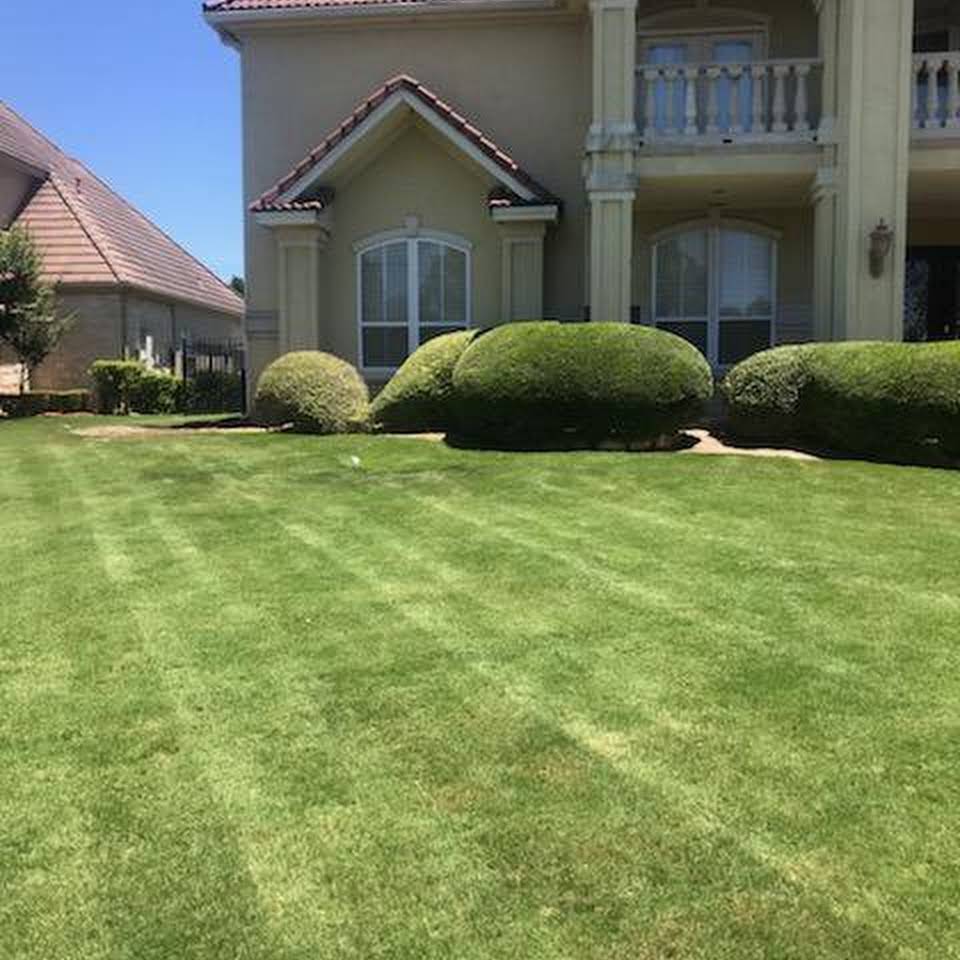 Round Rock Lawn Care Llc Deforest Wi