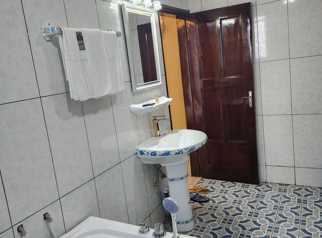 Furnished apartment rental in Bafoussam, Cameroon | Raiseup