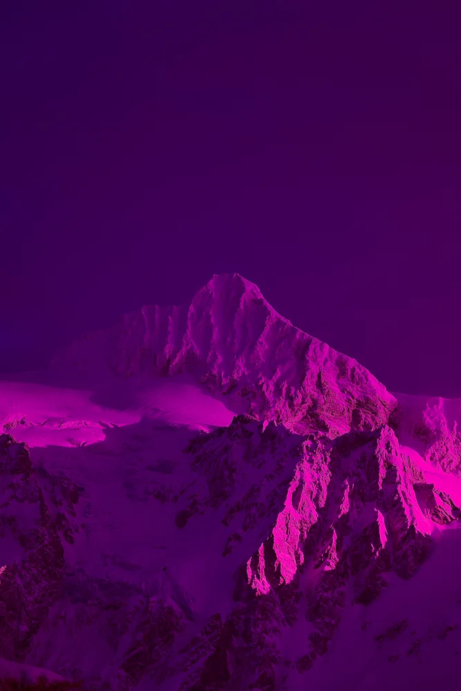 INVISIBLE EARTH 008 //