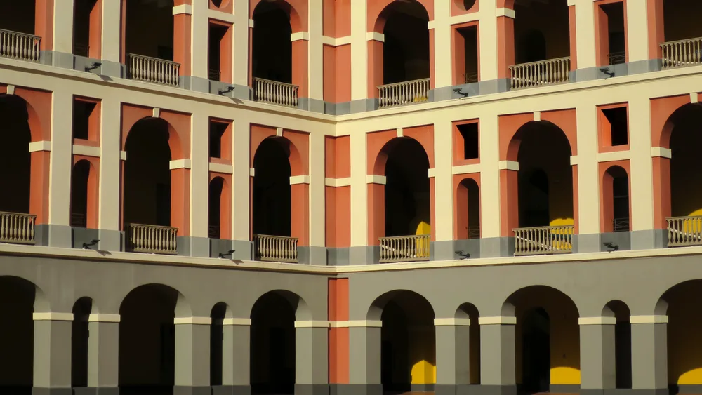 Courtyard of Ballajá Barracks (16x9)