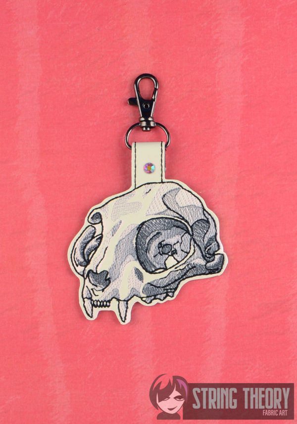 Cat Skull Snap Tab Key Fob