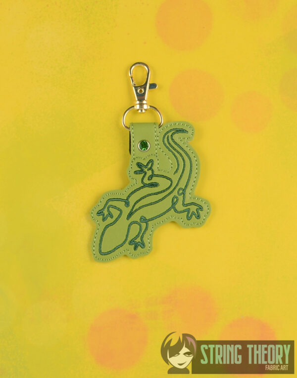 Continuous Line Lizard Fob