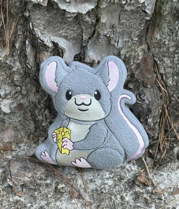 Chibi Rat Stuffie - Image 4