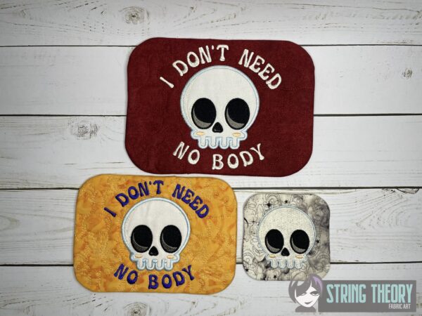 I Don't Need No Body Chibi Skull Mug Rug