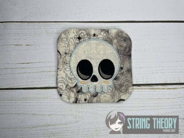 I Don't Need No Body Chibi Skull Mug Rug - Image 5