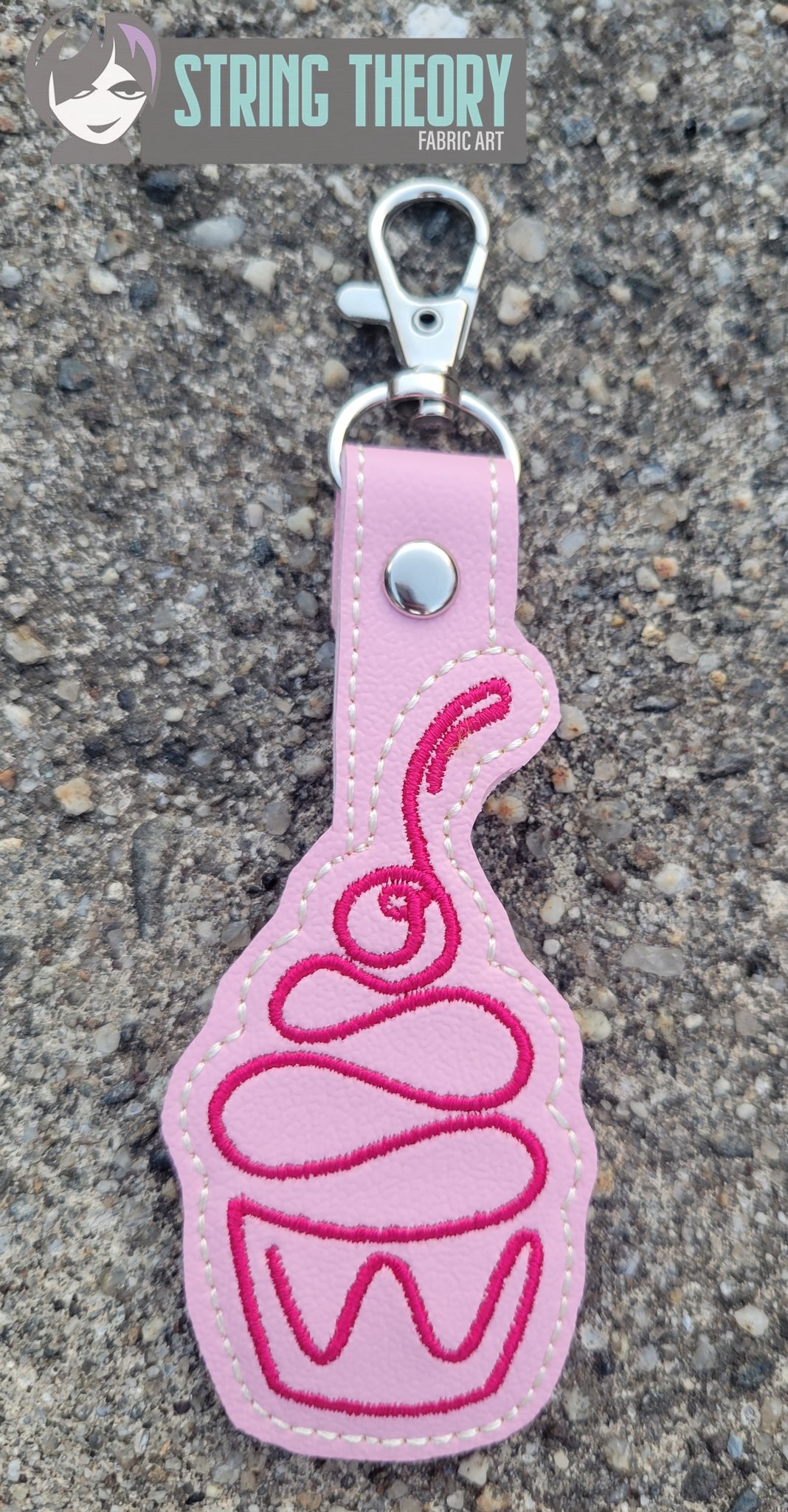 Continuous Line Cupcake fob ITH machine embroidery design