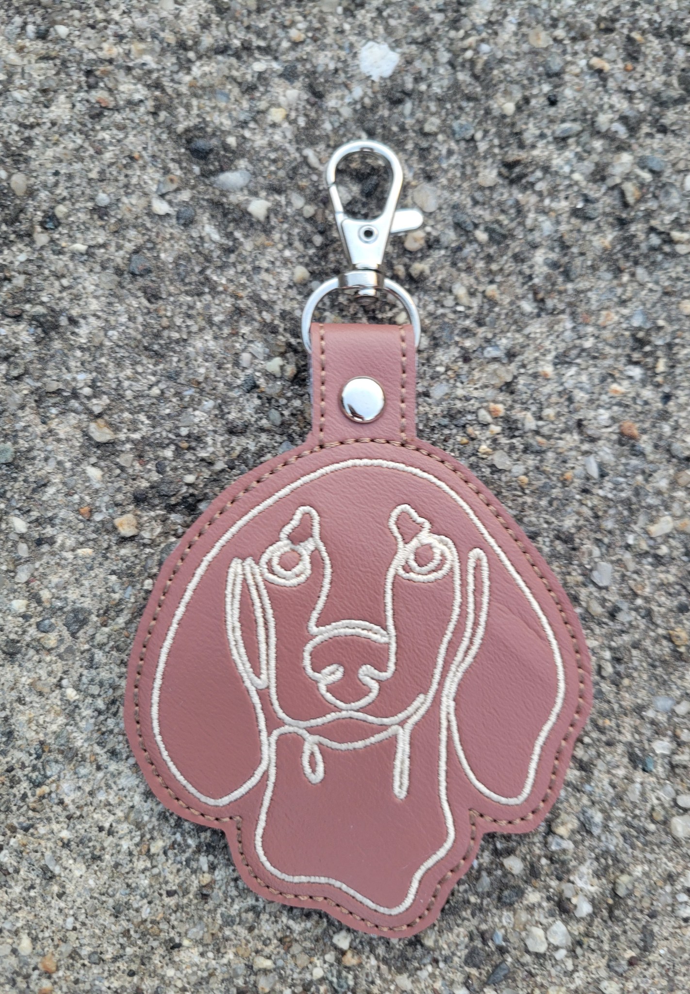 Continuous Line Dachshund fob ITH machine embroidery design