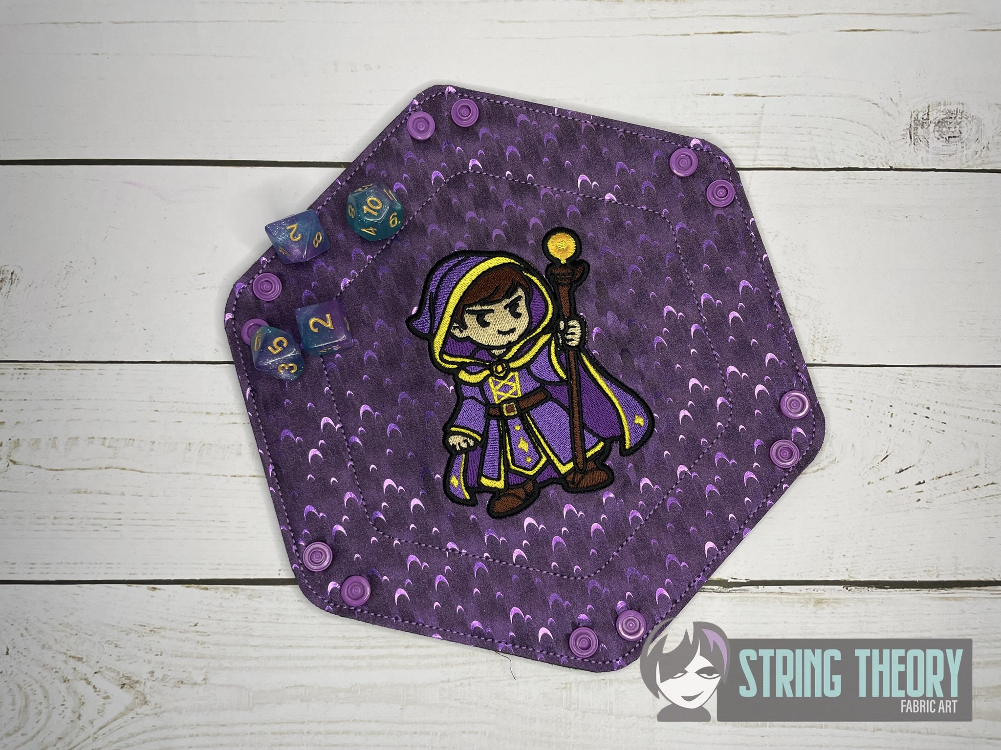 DND Chibi Boy Wizard machine embroidery design
