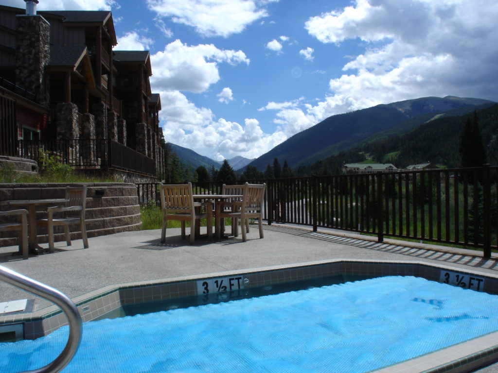 Hidden River Hot Tub with Mountain