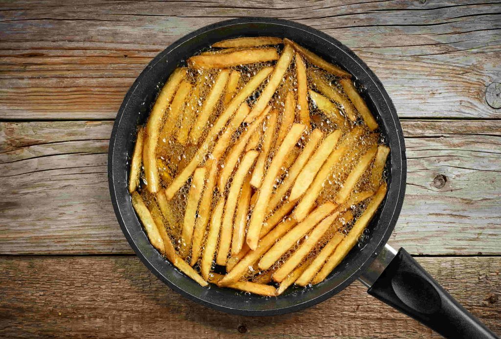 Combinar estos alimentos con carbohidratos como arroz o pan puede ayudar a neutralizar parte de esa acidez.