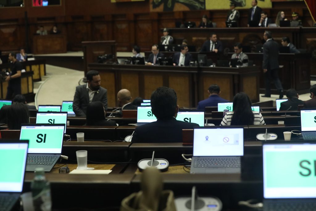 Asamblea aprueba ley que garantiza derechos laborales para personas con discapacidad y enfermedades catastróficas