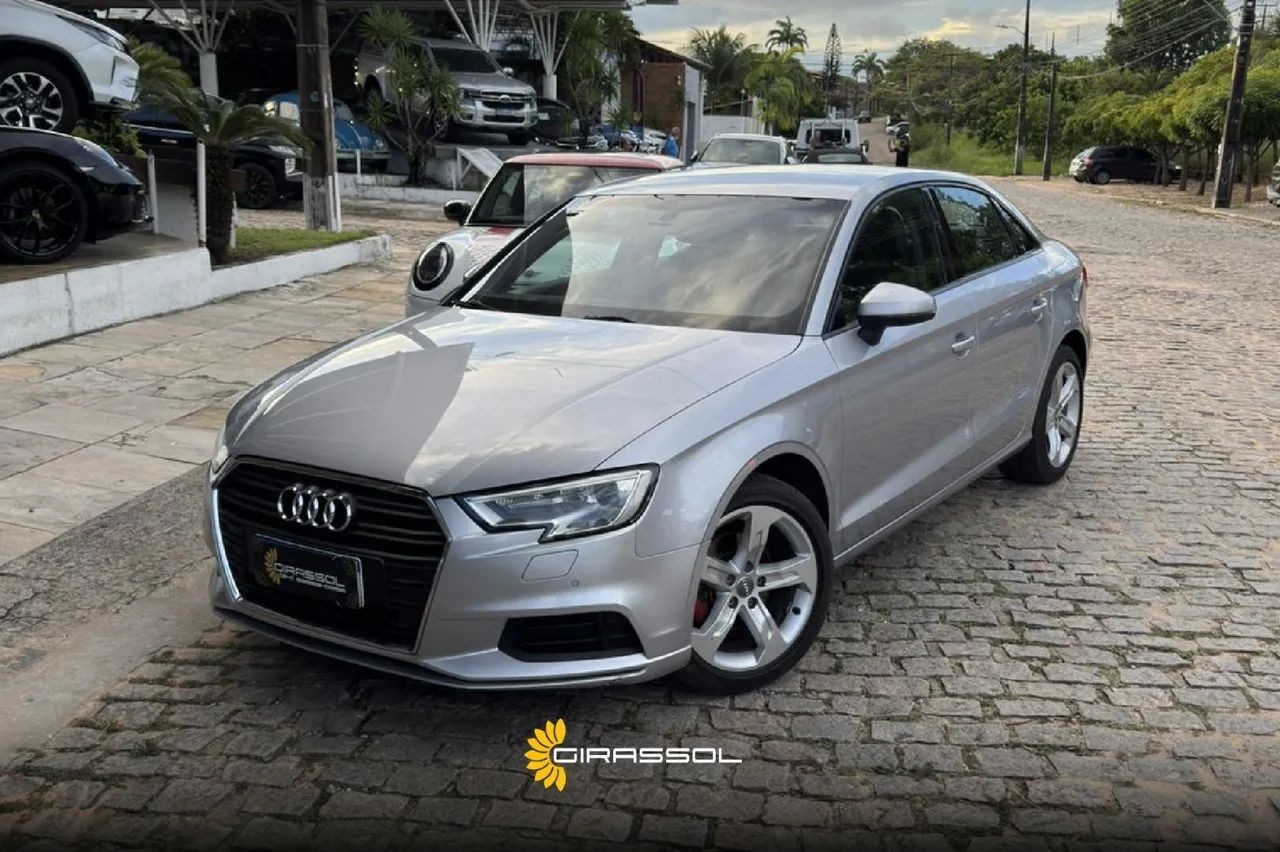 oferta Audi A3 Sedan Prestige Plus 1.4 TFSI S-tronic 2019 da empresa Girassol Veículos