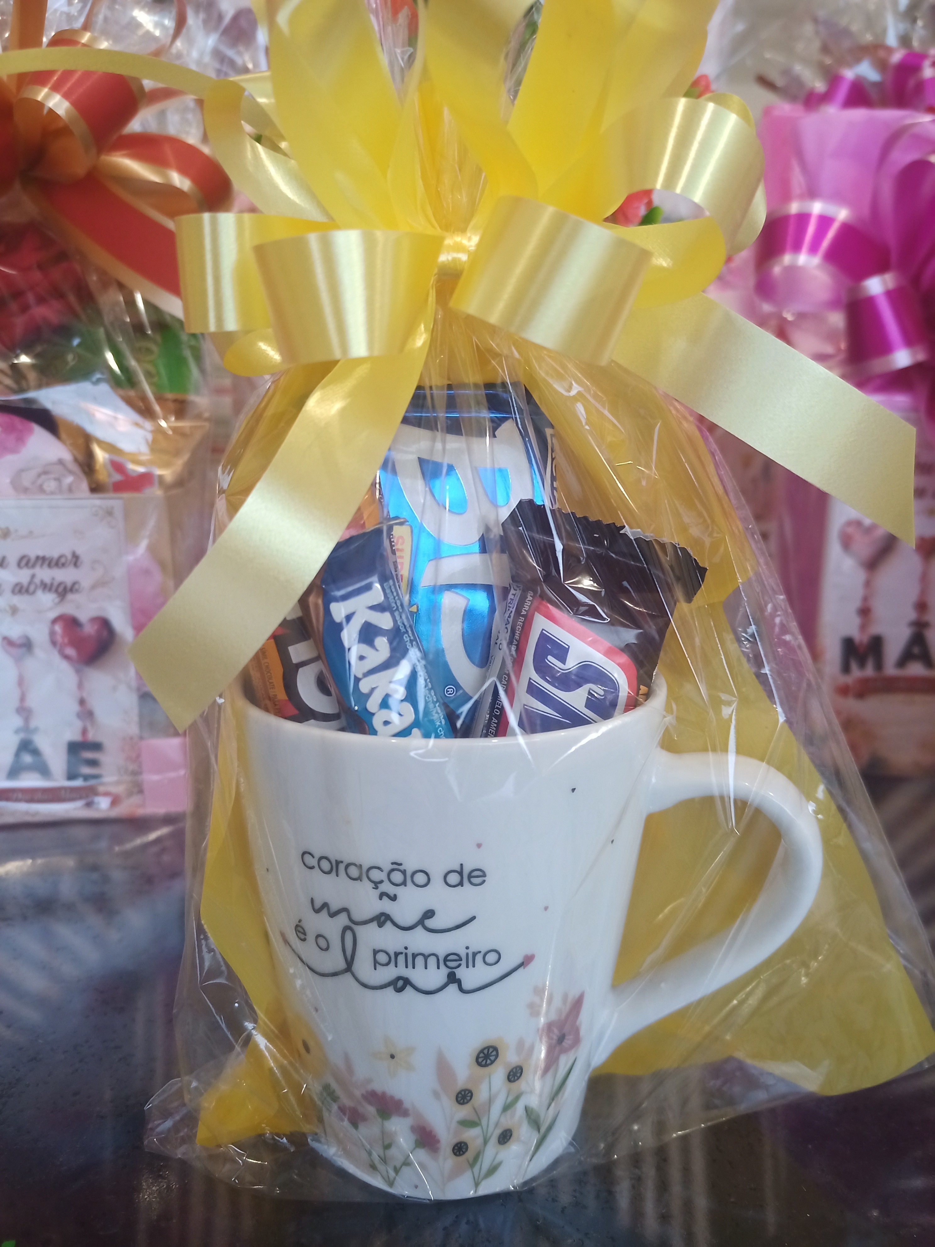 oferta Presente xícara coração de mãe da empresa Drica Bomboniere & Embalagens