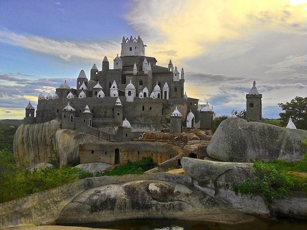 Descubra a Magia do Castelo Zé dos Montes em Sítio Novo, RN