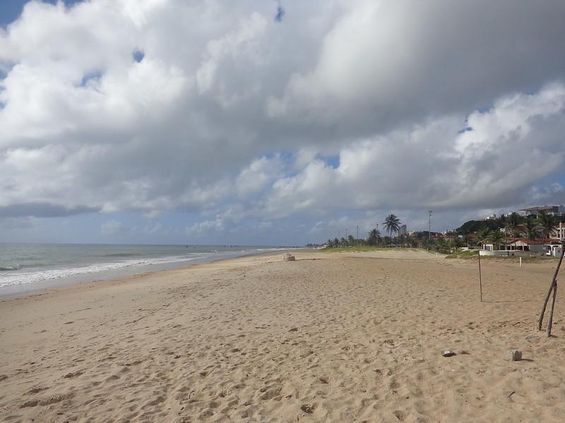 Descubra a Beleza e Encantos da Praia de Pirangi do Norte em Parnamirim, RN: Um Paraíso Litorâneo