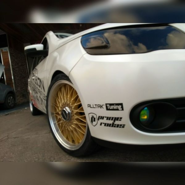 foto 2 de Revest Carbon Adesivos Automotivos