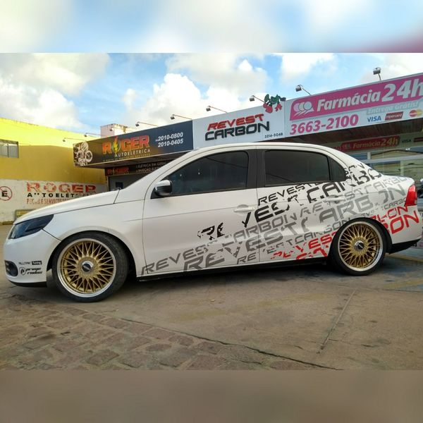 foto 3 de Revest Carbon Adesivos Automotivos