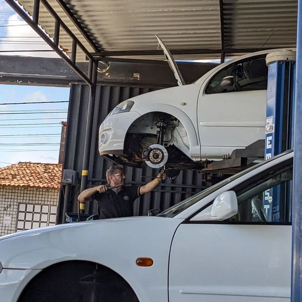 foto 2 de Garage Express Peças e Serviços Automotivos