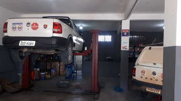 foto 3 de A Luiz Auto Center Peças e Serviços