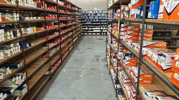 foto 3 de ZN Distribuidora de Auto Peças - Parnamirim
