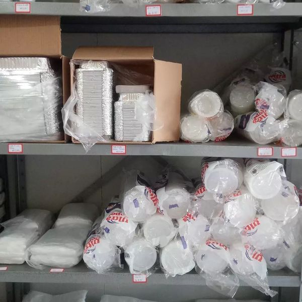 foto 3 de JR Embalagens - Materiais de Limpeza e Descartáveis