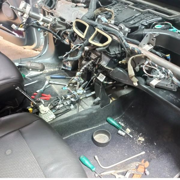 foto 1 de Jhon Refrigeração Automotiva