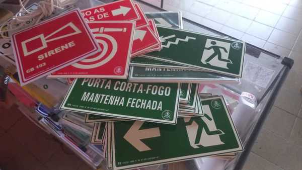 foto 4 de Adesivo e Cia