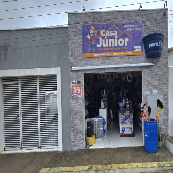 foto 1 de Casa Júnior Material De Construção